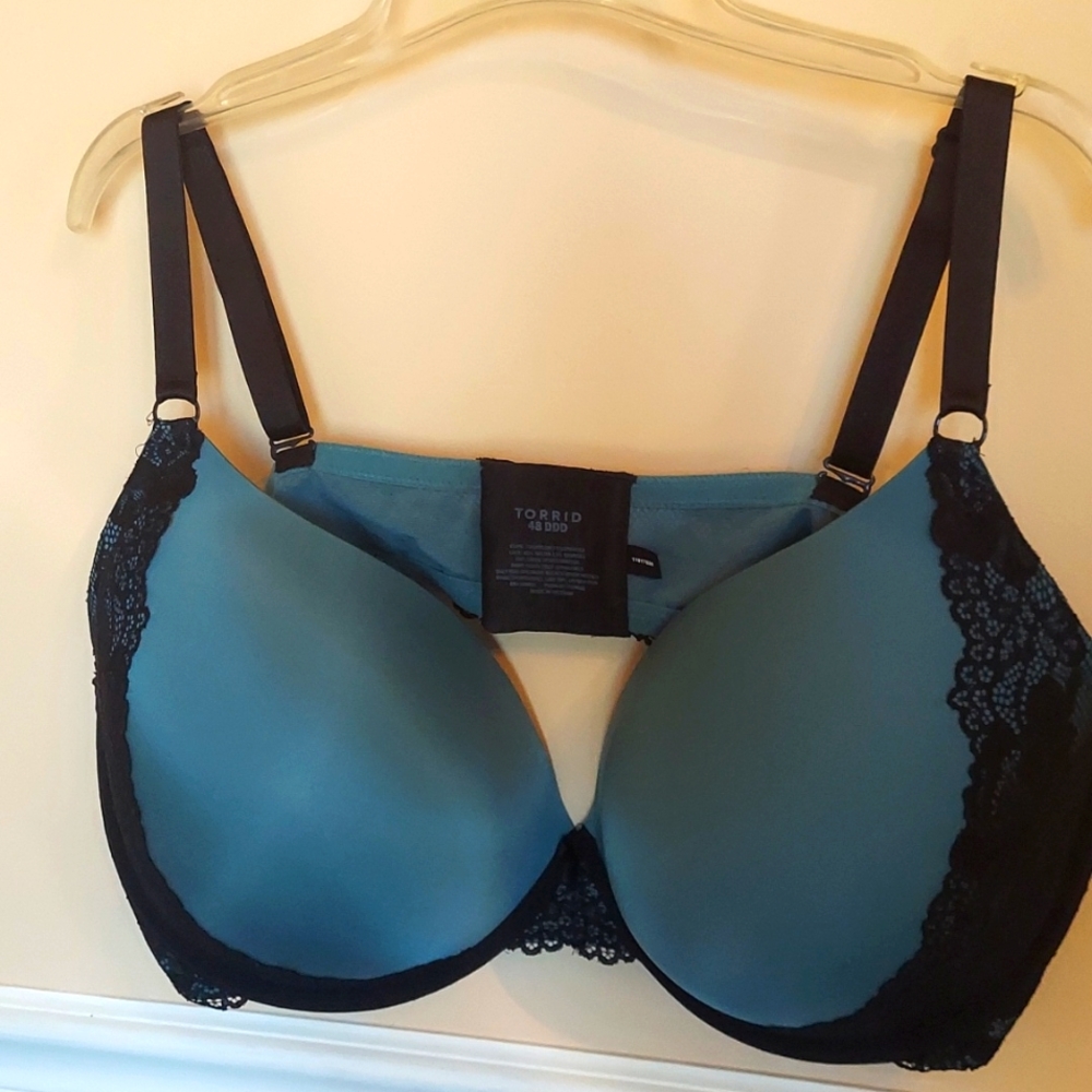 Torrid Bra 48 DDD